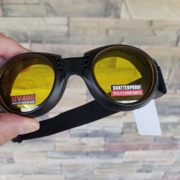 Google Yellow Goggle Social Distance Gas Station - Picture 8 of 8